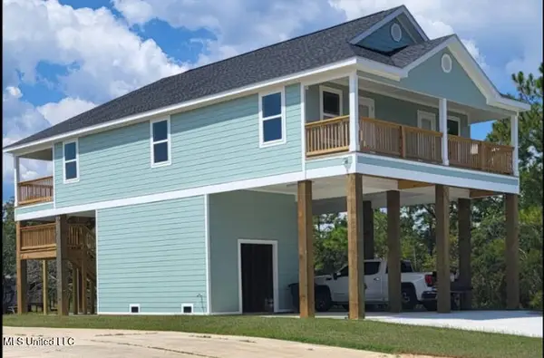 5005 Nebraska Street, Bay Saint Louis, MS 39520