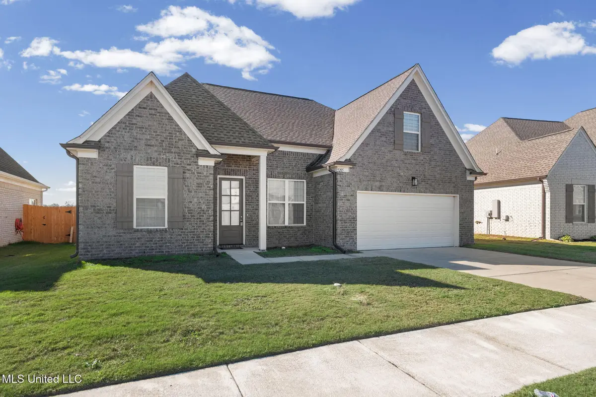 9205 S Lakeside Circle, Walls, MS 38680 - Image #1