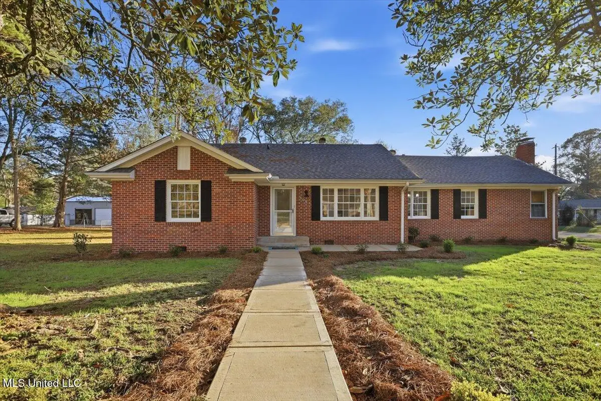 300 College Street, Pelahatchie, MS 39145 - Image #1