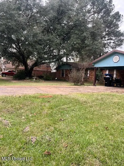 532 W Mcpherson Drive, Monticello, MS 39654 - Image #2