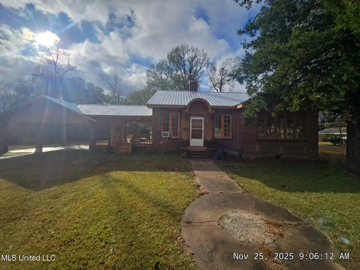 413 Pine Street, Lexington, MS 39095 - Image #1