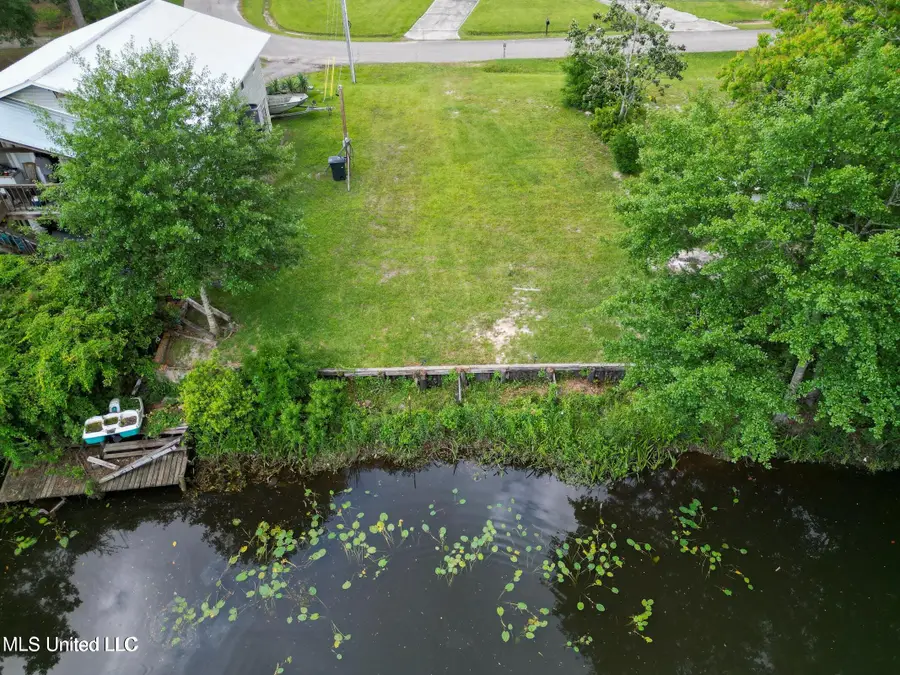 6027 Apache Drive, Kiln, MS 39556 - Image #3