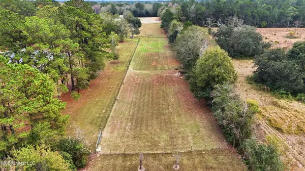 119 Oak Allee Drive, Picayune, MS 39466