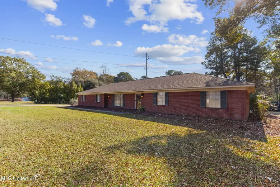 1430 Sunset Drive, Canton, MS 39046 - Image #3