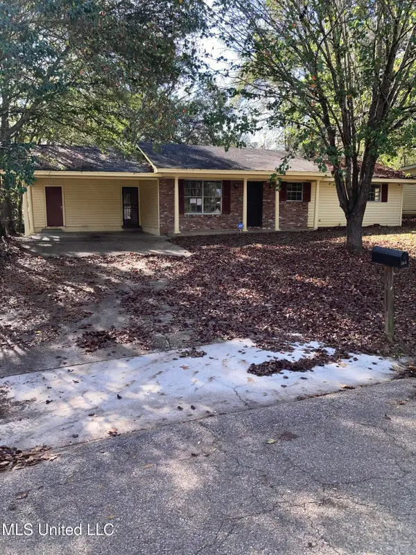 983 Branch Street, Jackson, MS 39212