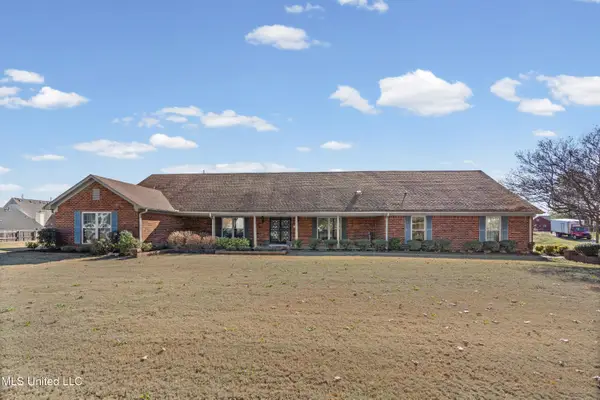 1099 W Rasco Road, Southaven, MS 38671