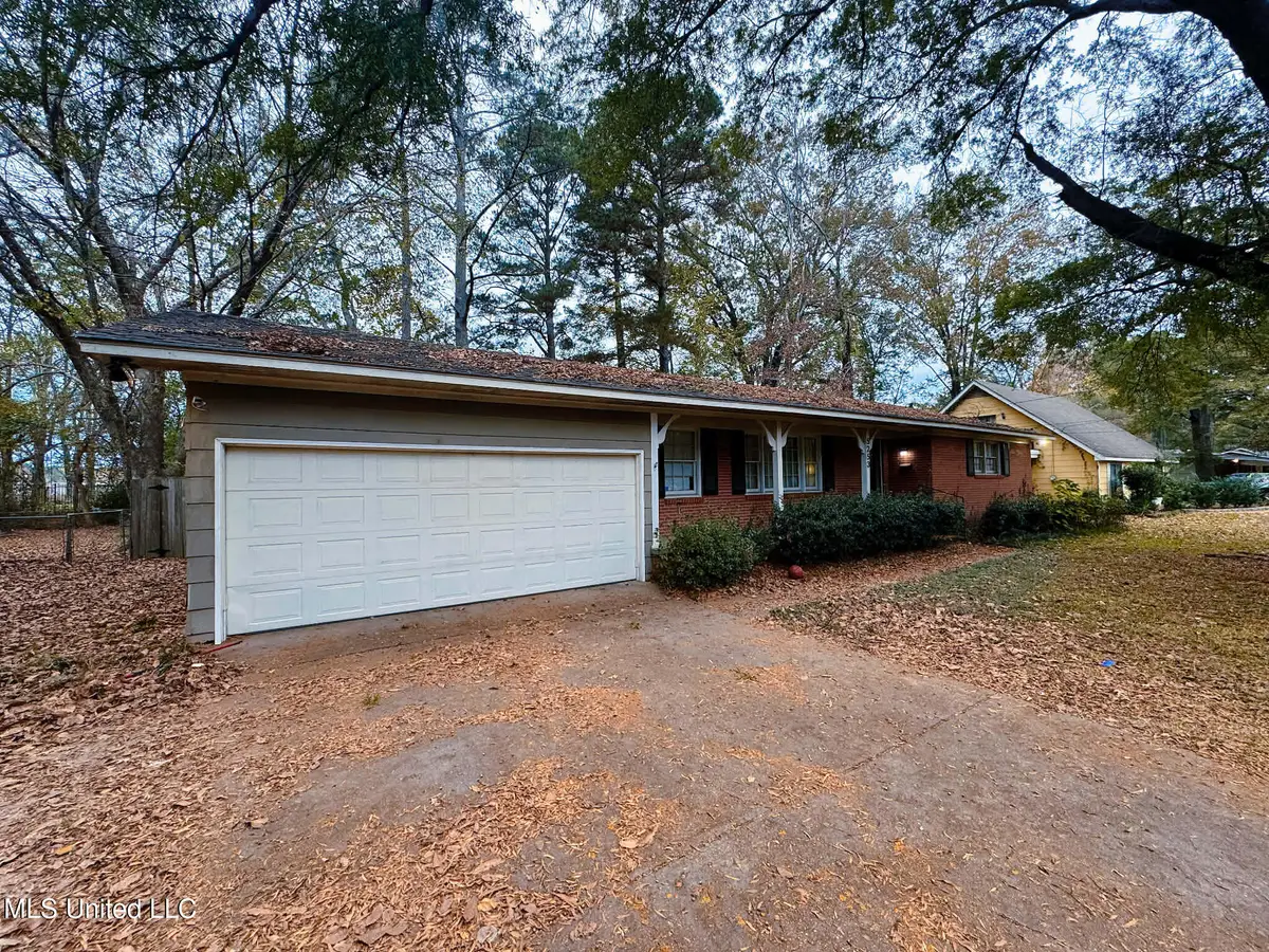 5253 Wayneland Drive, Jackson, MS 39211 - Image #1