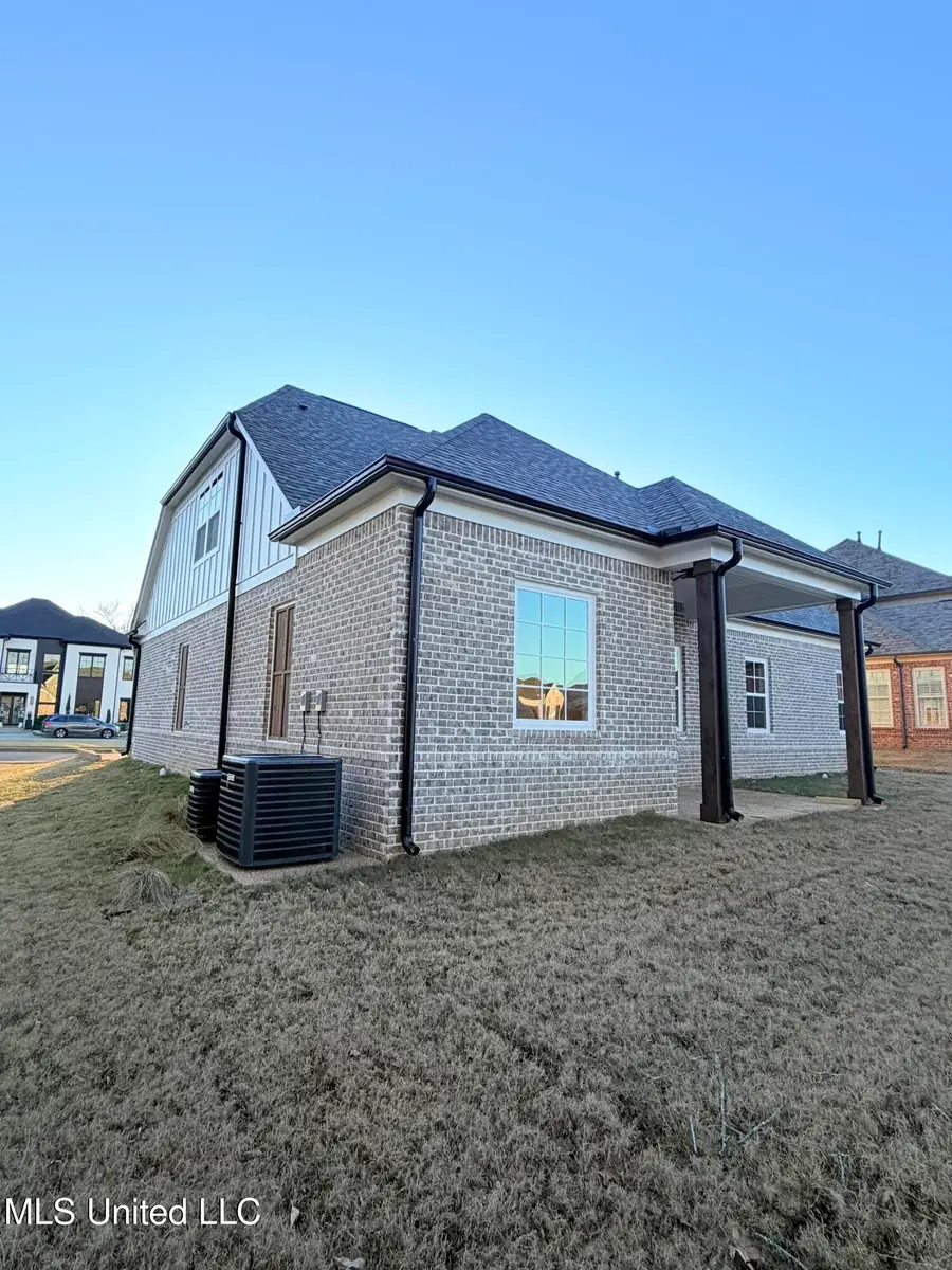 4338 S Bolivar Trail, Olive Branch, MS 38654 - Image #2