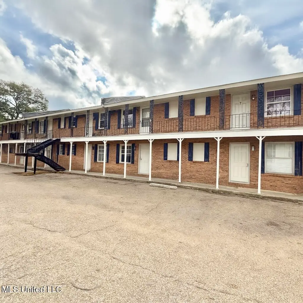 212 N Church Street, Brookhaven, MS 39601 - Image #1