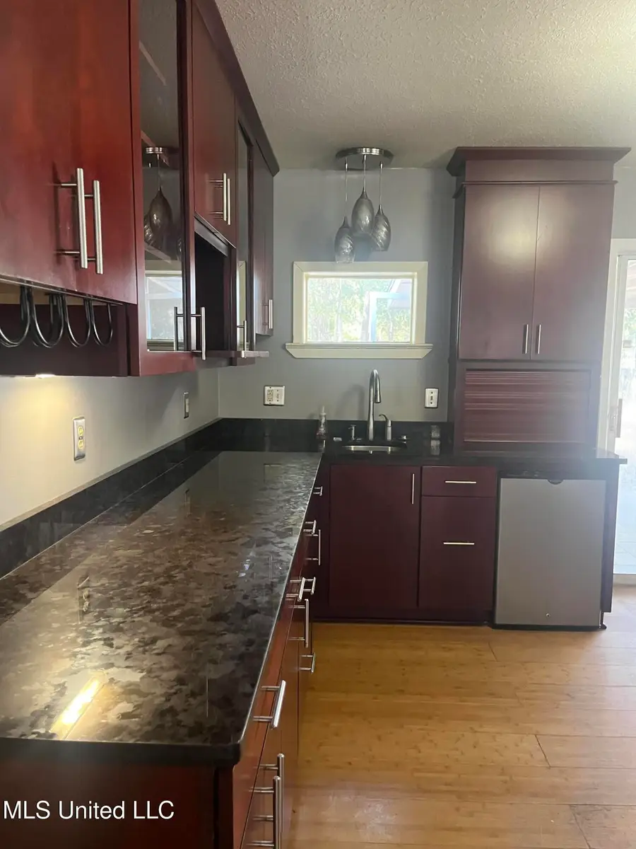 4221 Londontown Road, Pascagoula, MS 39581 - Image #2