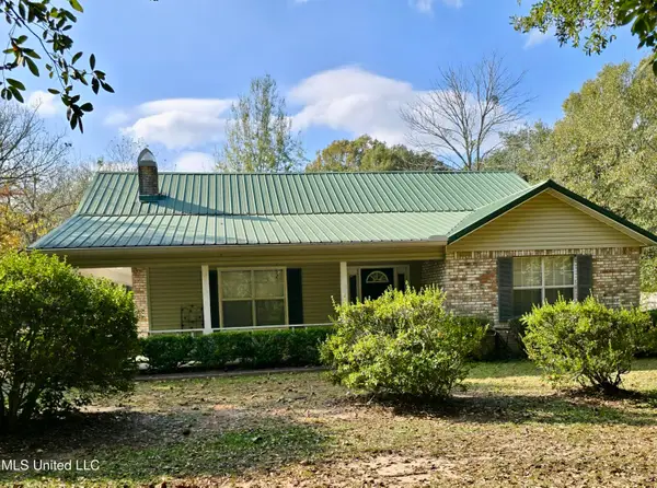 19029 Roger Davis Road, Moss Point, MS 39562