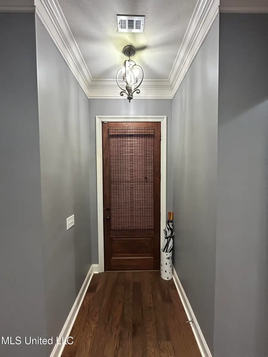 104 Meadowcreek Drive, Brandon, MS 39042 - Image #3