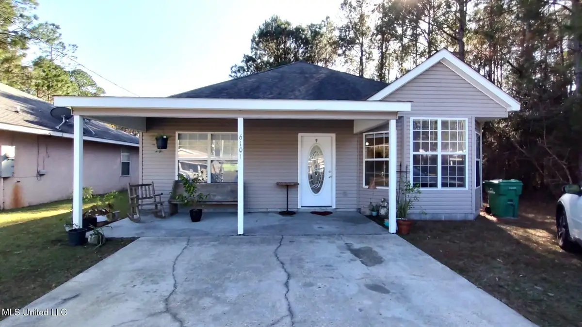 6101 E Quitman Street, Bay Saint Louis, MS 39520 - Image #1