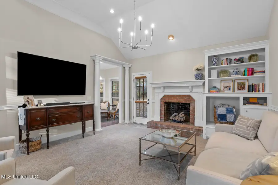 537 Greenhead Circle, Brandon, MS 39047 - Image #2