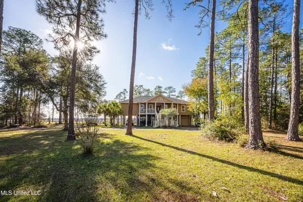 6301 Mary Mahoney Drive, Ocean Springs, MS 39564