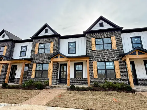 705 Bolivar Drive, Nesbit, MS 38651