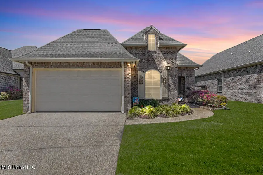 3901 Acadian Village Drive, Ocean Springs, MS 39564 - Image #2