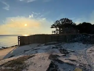 6813 Belle Fontaine Drive, Ocean Springs, MS 39564 - Image #3