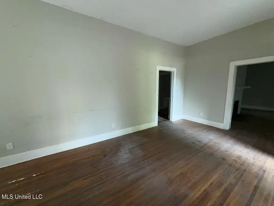 217 E Center Street, Canton, MS 39046 - Image #3