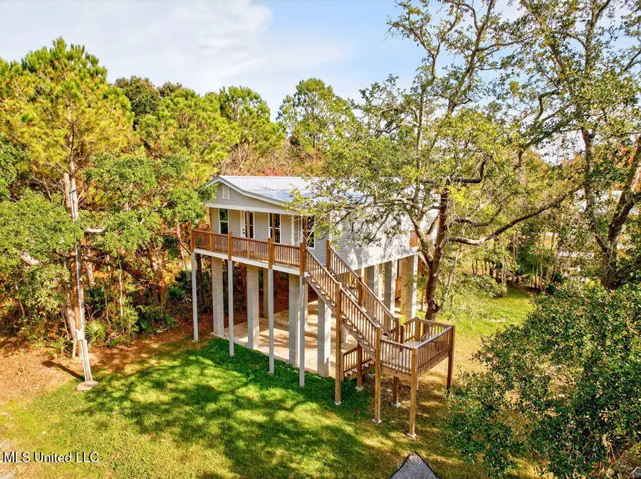11014 Gannet Street, Bay Saint Louis, MS 39520 - Image #2