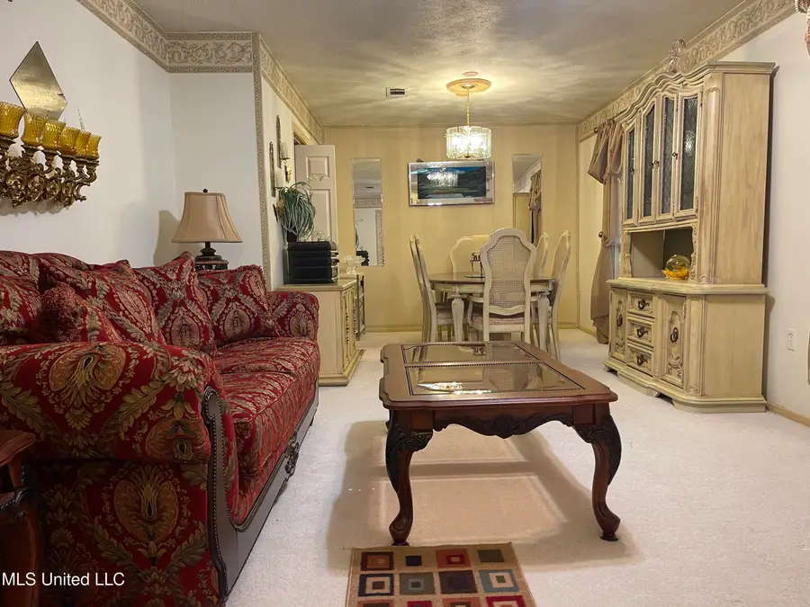 910 Watkins Place, Jackson, MS 39206 - Image #2