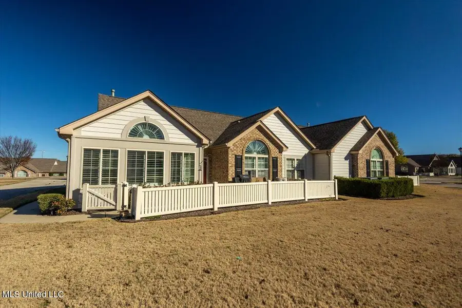 8729 Parkview Oaks Circle, Olive Branch, MS 38654 - Image #2