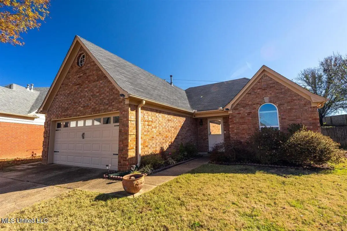 8164 Clubview Drive, Olive Branch, MS 38654 - Image #1