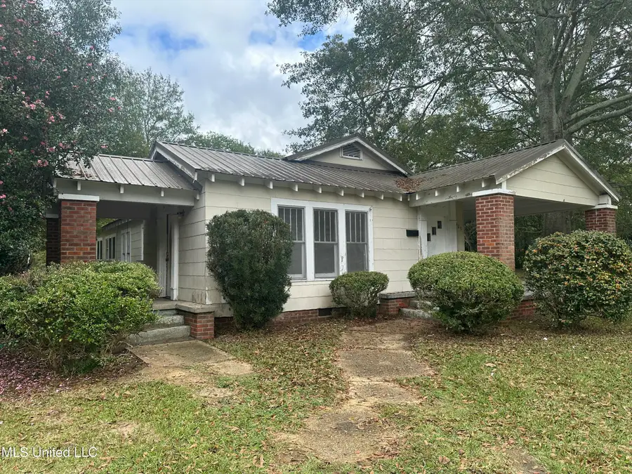 429 NE 1st Avenue, Magee, MS 39111 - #2