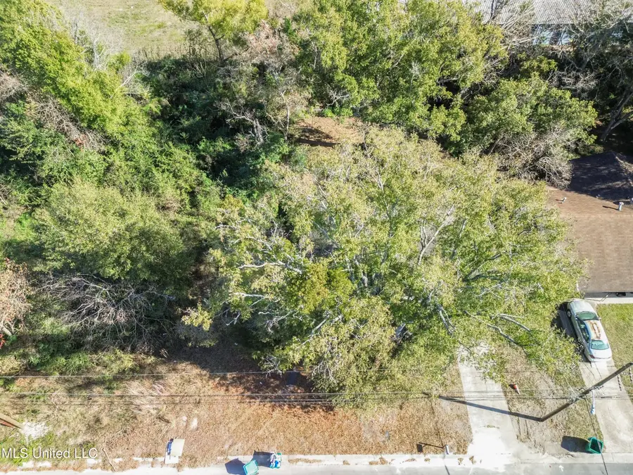 3000 Brookwood Avenue, Gulfport, MS 39501 - Image #3