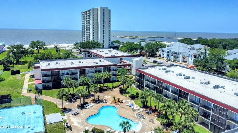 2046 Beach Boulevard, Biloxi, MS 39531 - Image #2