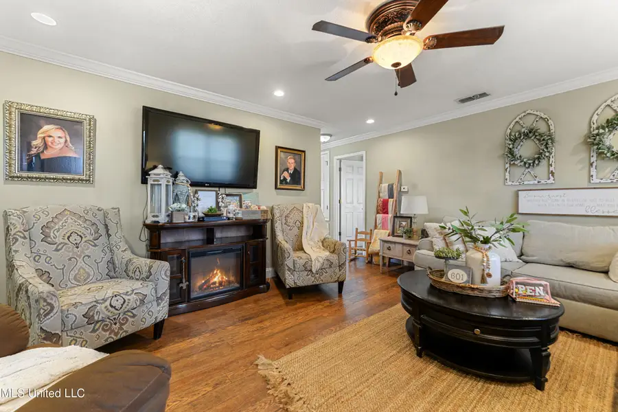 164 Grady Brown Road, Lucedale, MS 39452 - Image #3