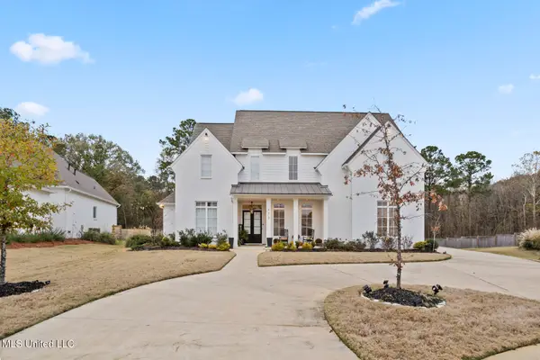 423 W Oak Circle, Madison, MS 39110