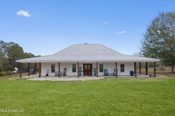 92 Sam Davis Drive, Perkinston, MS 39573