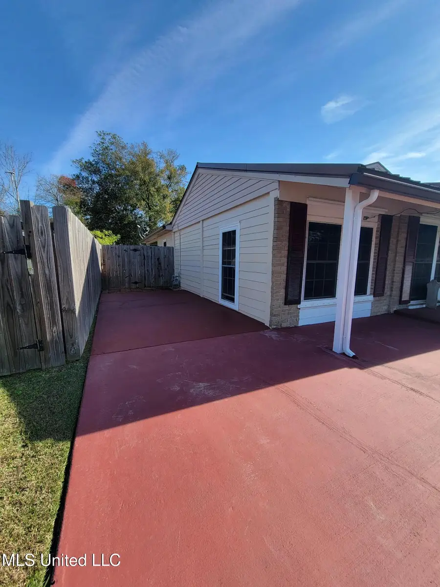 7204 Hampton Drive, Biloxi, MS 39532 - Image #3