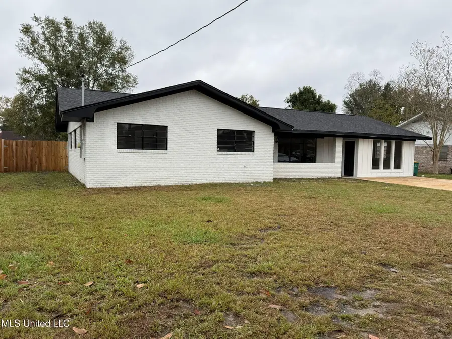 856 Rustwood Drive, Biloxi, MS 39532 - Image #3