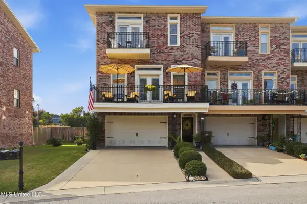 17 Oak Alley Lane, Long Beach, MS 39560