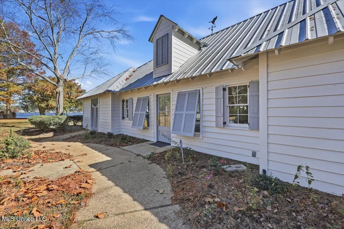 125 Waterford Lane, Madison, MS 39110 - Image #1