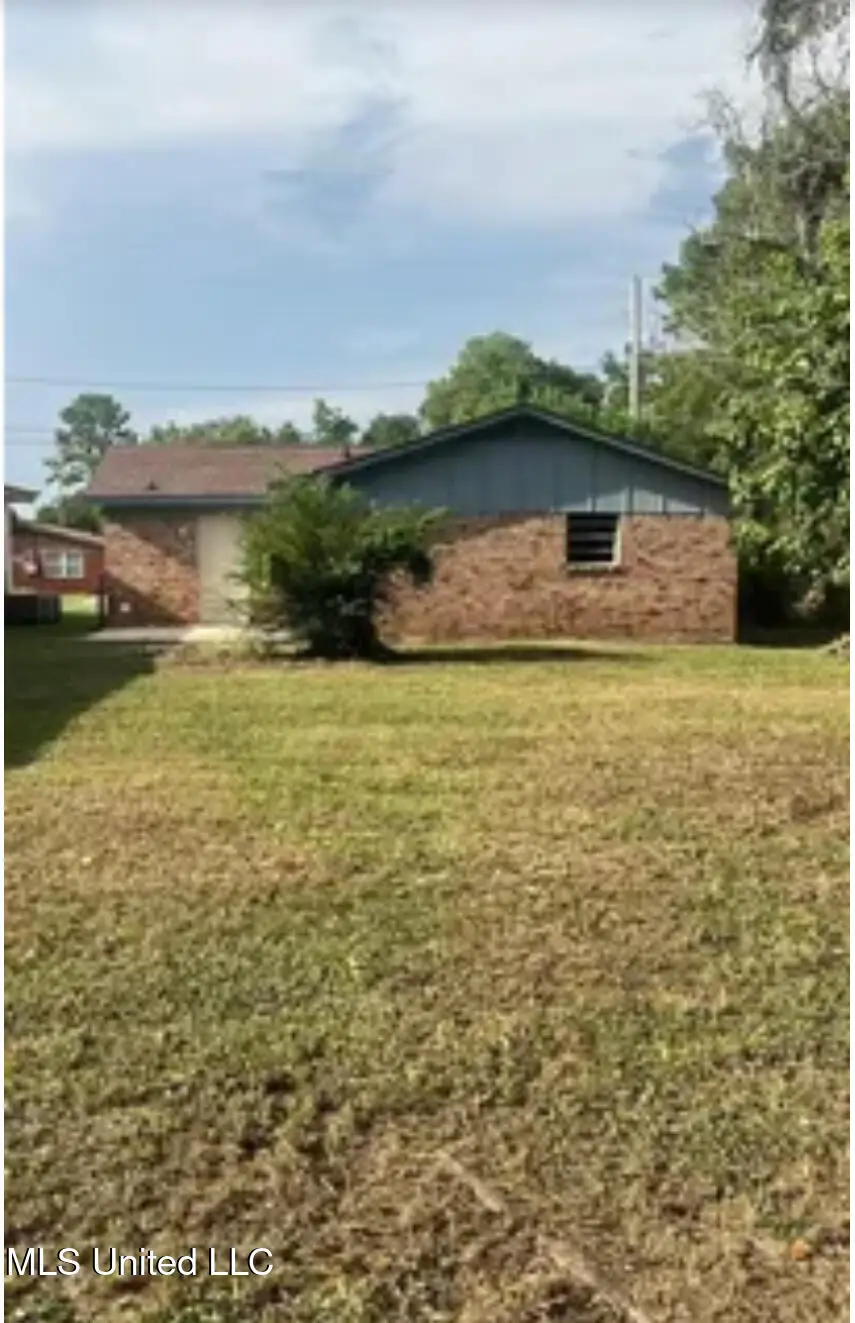 5406 Community Avenue, Moss Point, MS 39563 - Image #2