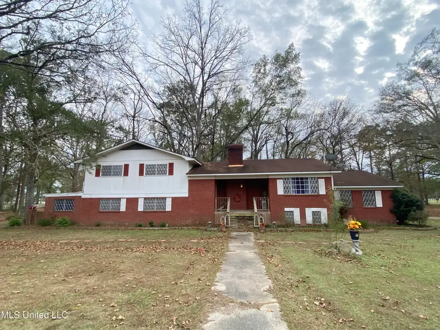 557 W Mcpherson Drive, Monticello, MS 39654 - Image #2
