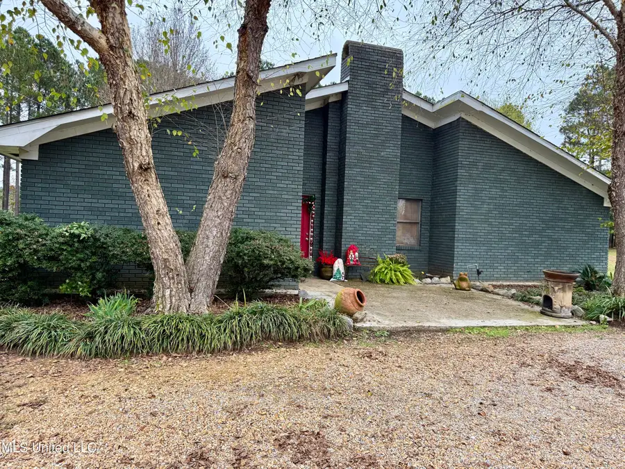 722 Holmesville Road, Jayess, MS 39641 - Image #2