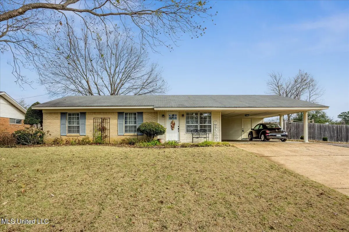 9678 Stuart Cove, Olive Branch, MS 38654 - Image #1