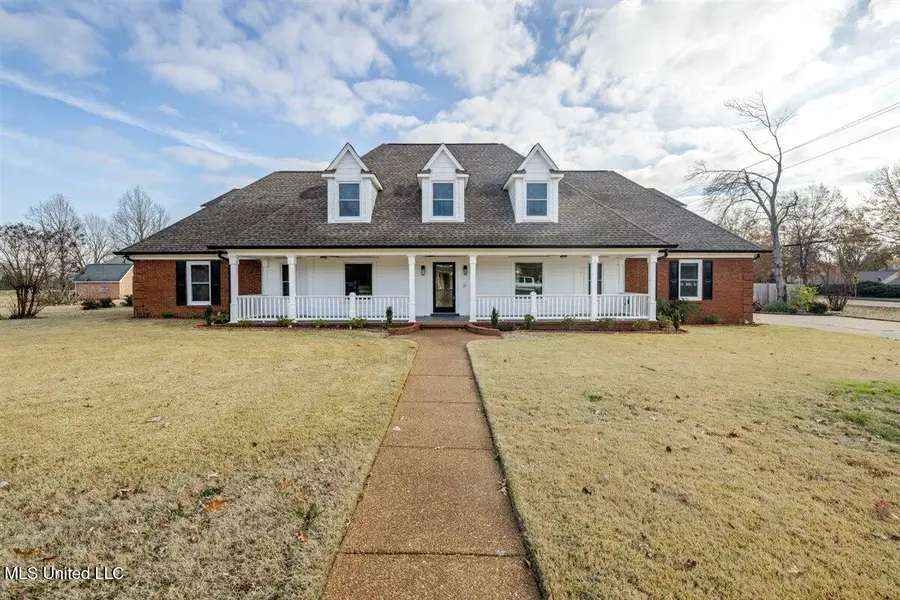 990 Eagle Ridge Cove, Hernando, MS 38632 - Image #3