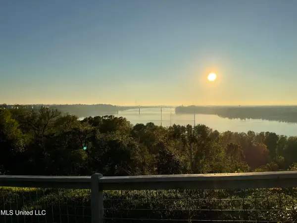 Cemetery Road, Natchez, MS 39120