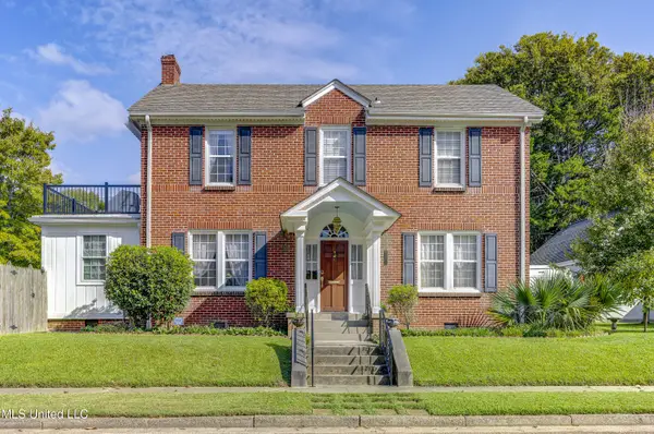 2203 Wilson Street, Vicksburg, MS 39180