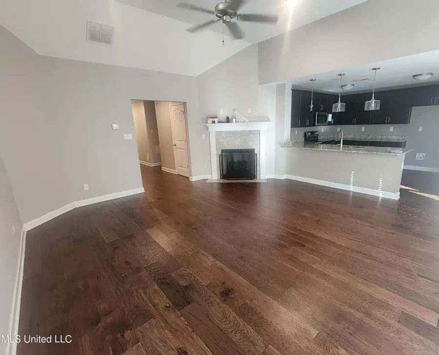 2323 Killeglan Cove, Southaven, MS 38672 - Image #2