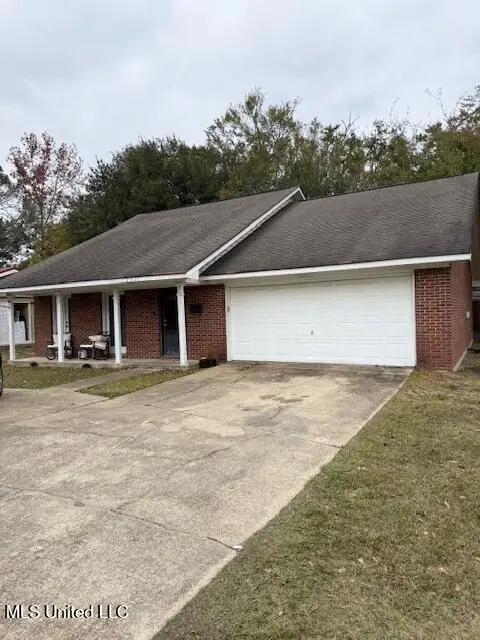 2311 Paul Harvey Avenue, Pascagoula, MS 39567