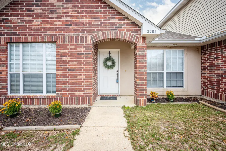 2501 SW Shelby Lane, Ocean Springs, MS 39564 - Image #2