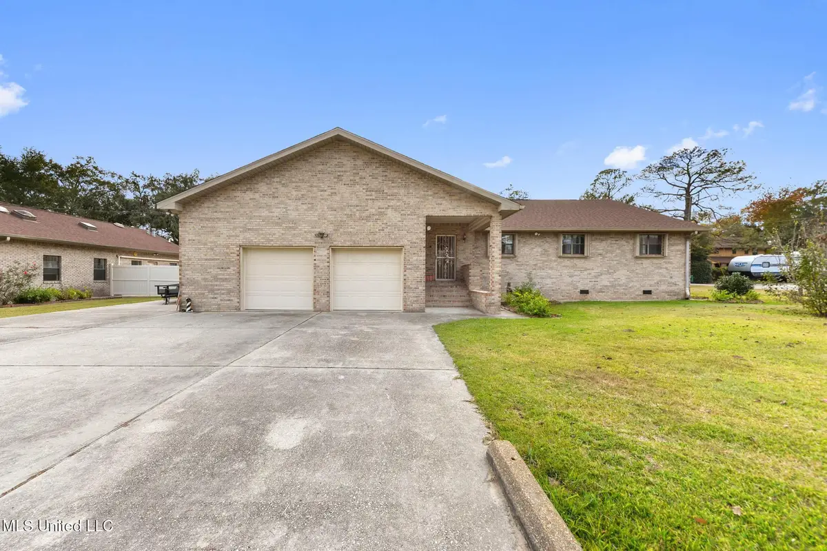 600 Vine Circle, Bay Saint Louis, MS 39520 - Image #1