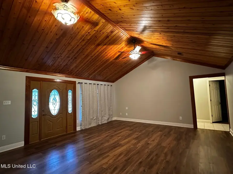 704 Hidden Oaks Drive, Ocean Springs, MS 39564 - Image #3