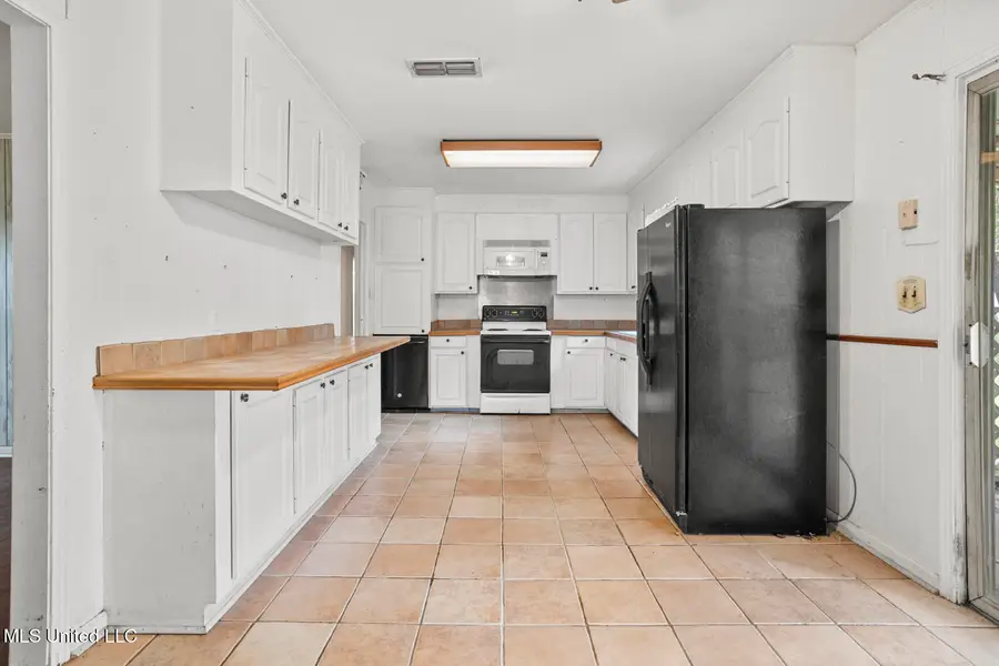 322 Beverly Circle, Crystal Springs, MS 39059 - Image #3